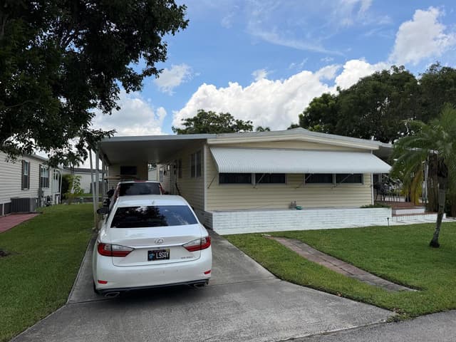 1801 SW 84TH Avenue, Davie FL 33324 - Davie, FL - Photo 2