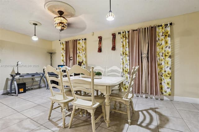 3398 NW 212th St, Miami Gardens FL 33056 - Miami Gardens, FL - Photo 7