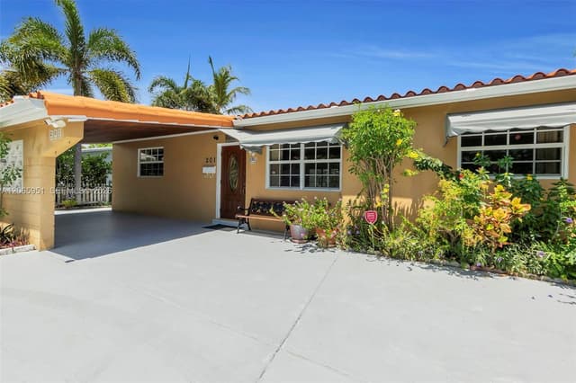 201 NE 57th Ct, Oakland Park FL 33334 - Oakland Park, FL - Photo 6