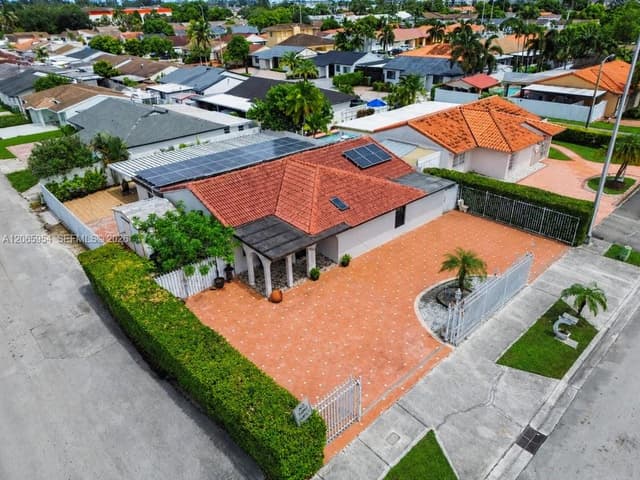 7961 W 6th Ave, Hialeah FL 33014 - Hialeah, FL - Photo 3