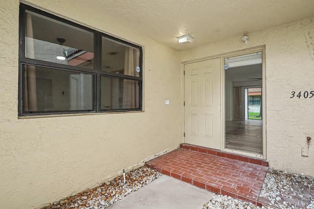 3405 Emerald Oaks Drive, Hollywood FL 33021 - Hollywood, FL - Photo 6