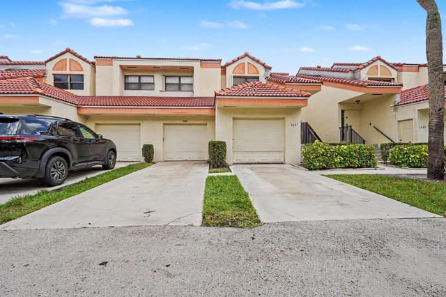 3405 Emerald Oaks Drive, Hollywood FL 33021 - Hollywood, FL - Photo 3
