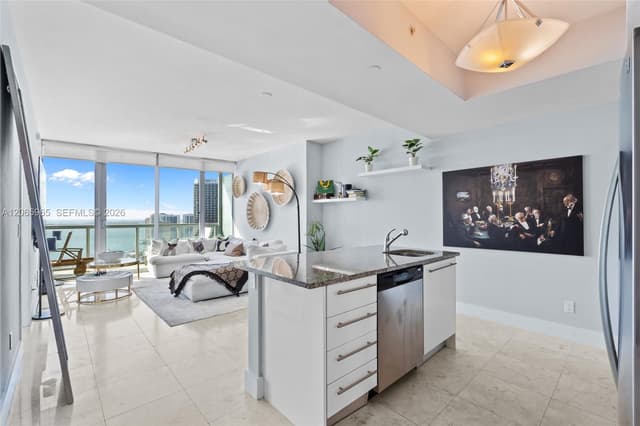 888 Biscayne Blvd # 4203, Miami FL 33132 - Miami, FL - Photo 2