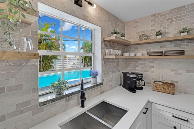 407 S 56th Ter, Hollywood FL 33023 - Hollywood, FL - Photo 4