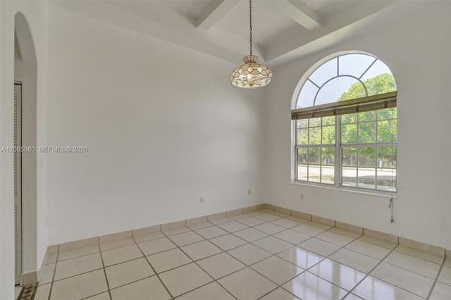 25 Ludlam Dr, Miami Springs FL 33166 - Miami Springs, FL - Photo 7