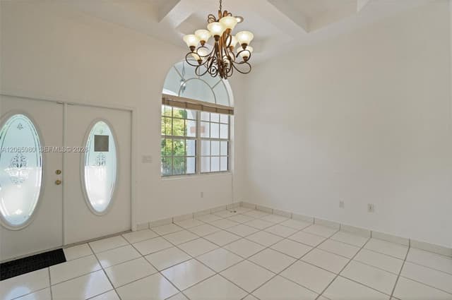 25 Ludlam Dr, Miami Springs FL 33166 - Miami Springs, FL - Photo 4
