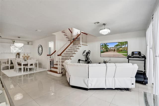 9078 Alexandra Cir, Wellington FL 33414 - Wellington, FL - Photo 4