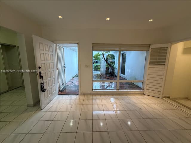 485 S Shore Dr, Miami Beach FL 33141 - Miami Beach, FL - Photo 3
