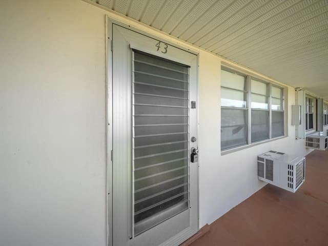 43 BERKSHIRE B, West Palm Beach FL 33417 - West Palm Beach, FL - Photo 6