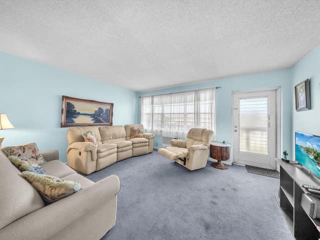 43 BERKSHIRE B, West Palm Beach FL 33417 - West Palm Beach, FL - Photo 7