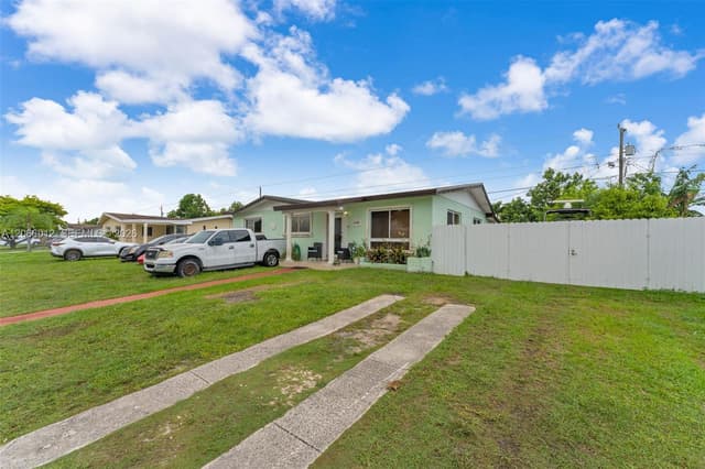 11940 SW 186th St, Miami FL 33177 - Miami, FL - Photo 2
