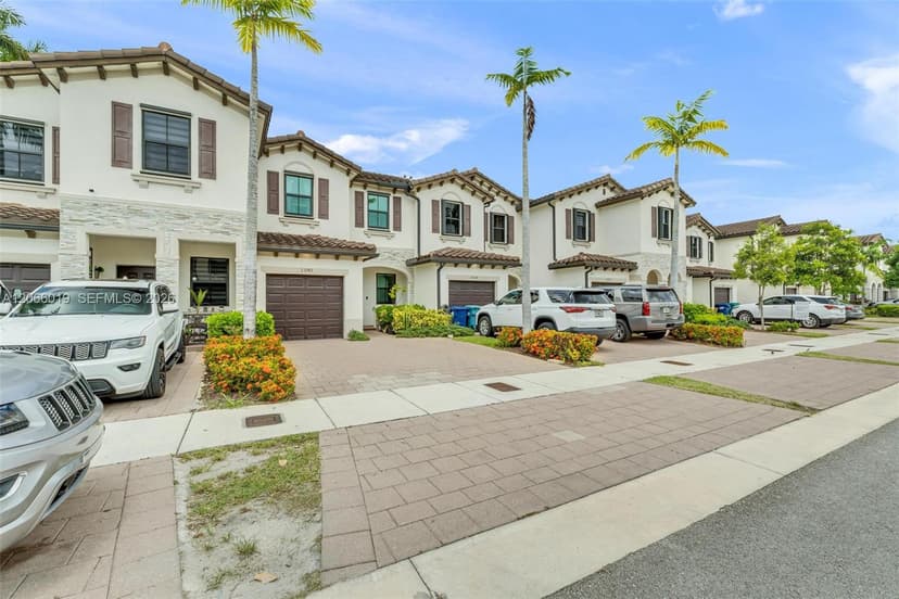 23142 SW 127th Pl, Miami FL 33170