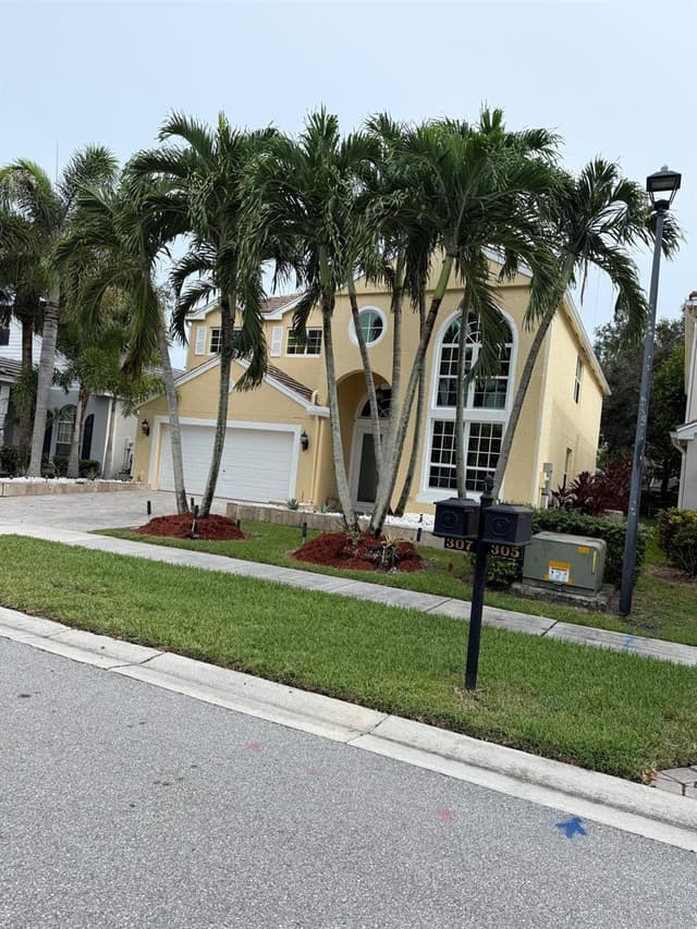 307 BERENGER Walk, Royal Palm Beach FL 33414 - Royal Palm Beach, FL - Photo 2