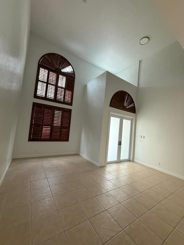 307 BERENGER Walk, Royal Palm Beach FL 33414 - Royal Palm Beach, FL - Photo 4