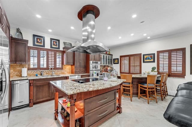 14380 SW 36th St, Miami FL 33175 - Miami, FL - Photo 7