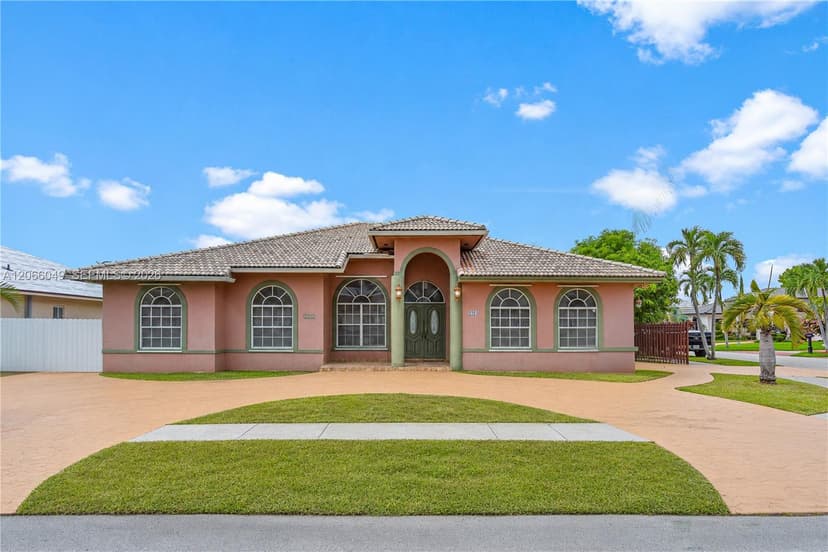 2204 SW 142nd Ct, Miami FL 33175