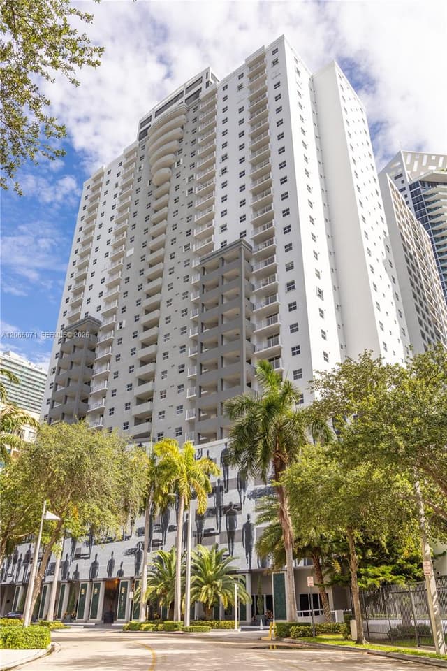 185 SE 14th Ter # 1010, Miami FL 33131 - Miami, FL - Photo 2