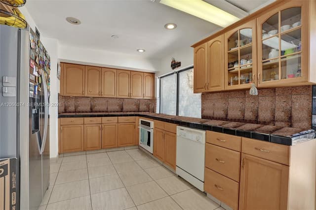 3003 Lakewood Ln, Hollywood FL 33021 - Hollywood, FL - Photo 3