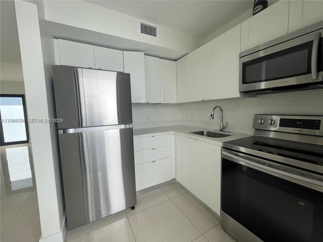 1765 Normandy Dr, Miami Beach FL 33141 - Miami Beach, FL - Photo 4