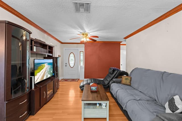 3409 Wry, Lake Worth FL 33467 - Lake Worth, FL - Photo 5