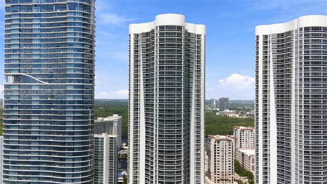 15811 Collins Ave # 2802, Sunny Isles Beach FL 33160 - Sunny Isles Beach, FL - Photo 5