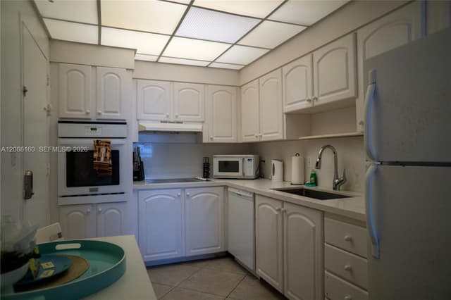 3901 S Ocean Dr, Hollywood FL 33019 - Hollywood, FL - Photo 6