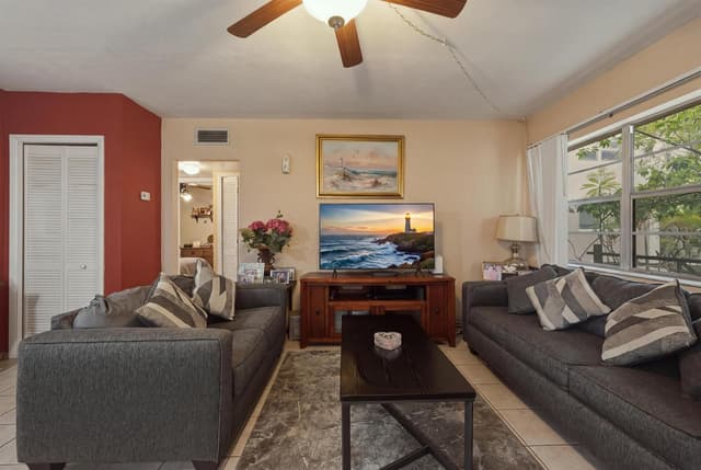 500 SW 15TH Street # 107, Pompano Beach FL 33060 - Pompano Beach, FL - Photo 2