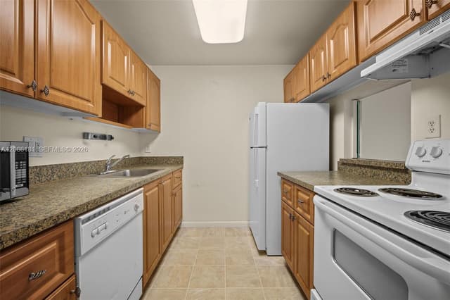 14211 N Kendall Dr # 207E, Miami FL 33186 - Miami, FL - Photo 5