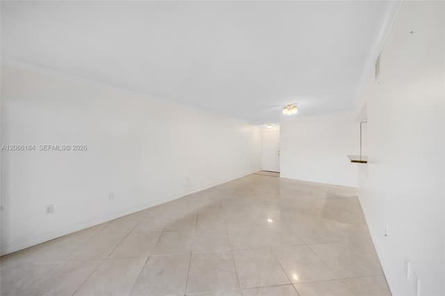 9405 Fontainebleau Blvd # 112, Miami FL 33172 - Miami, FL - Photo 2