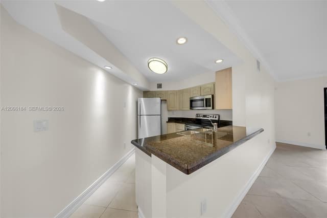 9405 Fontainebleau Blvd # 112, Miami FL 33172 - Miami, FL - Photo 6