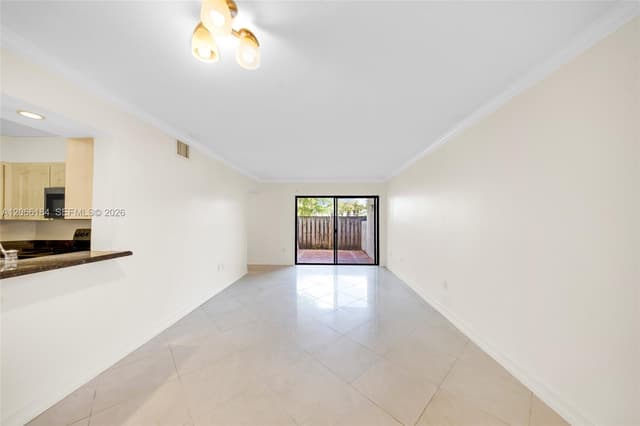 9405 Fontainebleau Blvd # 112, Miami FL 33172 - Miami, FL - Photo 4
