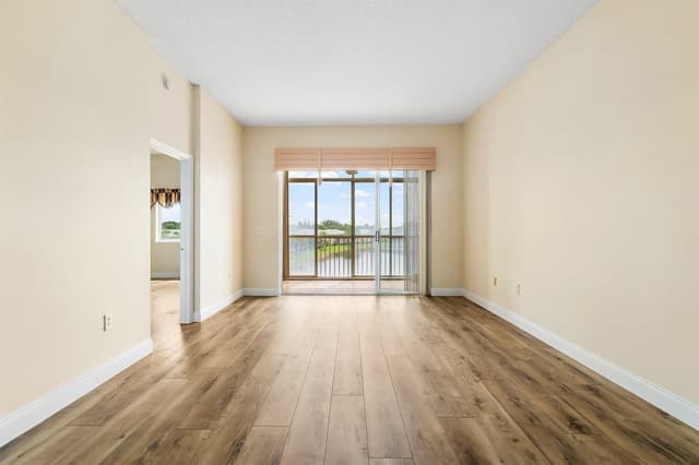 7904 Trent Drive # 410, Tamarac FL 33321 - Tamarac, FL - Photo 2