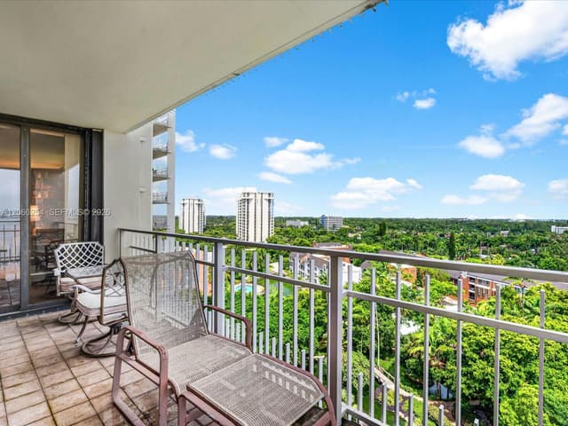 4000 Towerside Ter # 1407, Miami FL 33138 - Miami, FL - Photo 6
