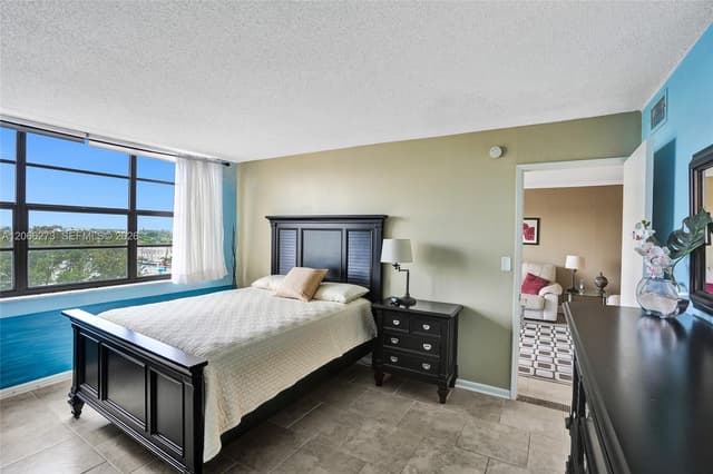 1401 N Riverside Dr # 1005, Pompano Beach FL 33062 - Pompano Beach, FL - Photo 4
