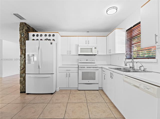 8241 SW 12th Ter, Miami FL 33144 - Miami, FL - Photo 7