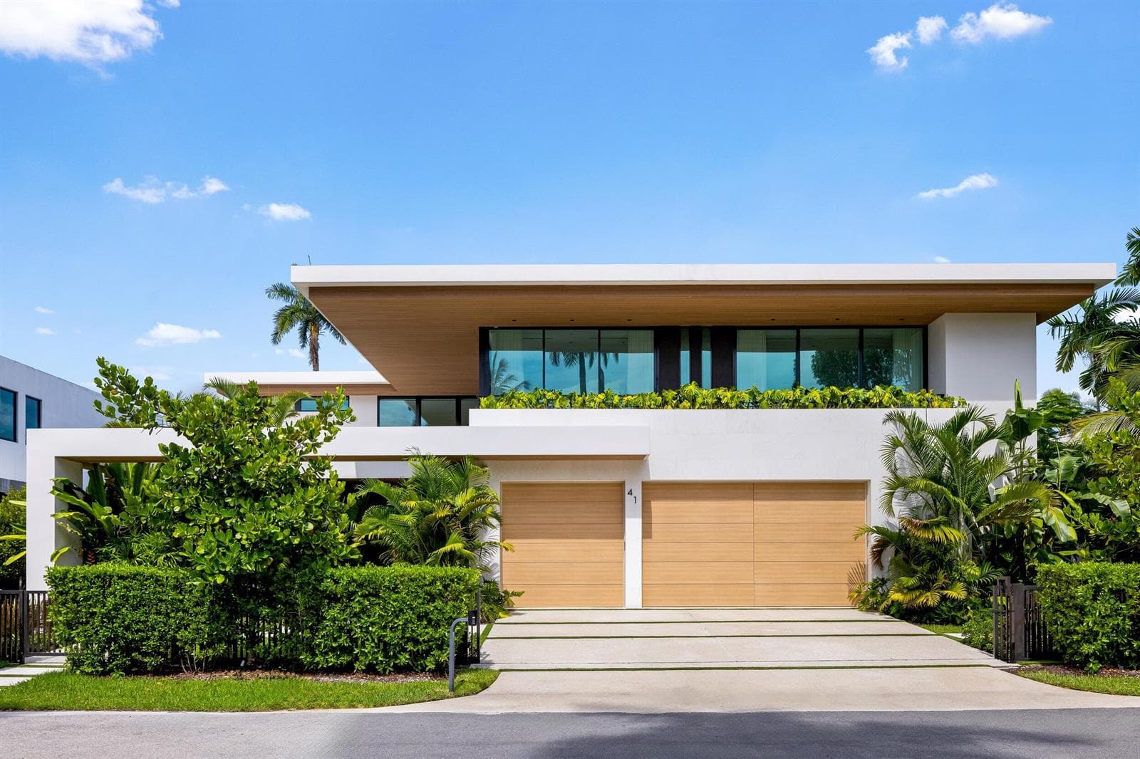 41 NURMI Drive, Fort Lauderdale FL 33301