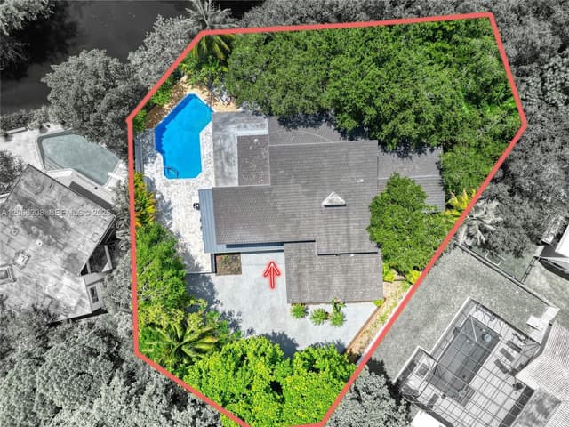 5811 SW 33rd Ter, Hollywood FL 33312 - Hollywood, FL - Photo 2