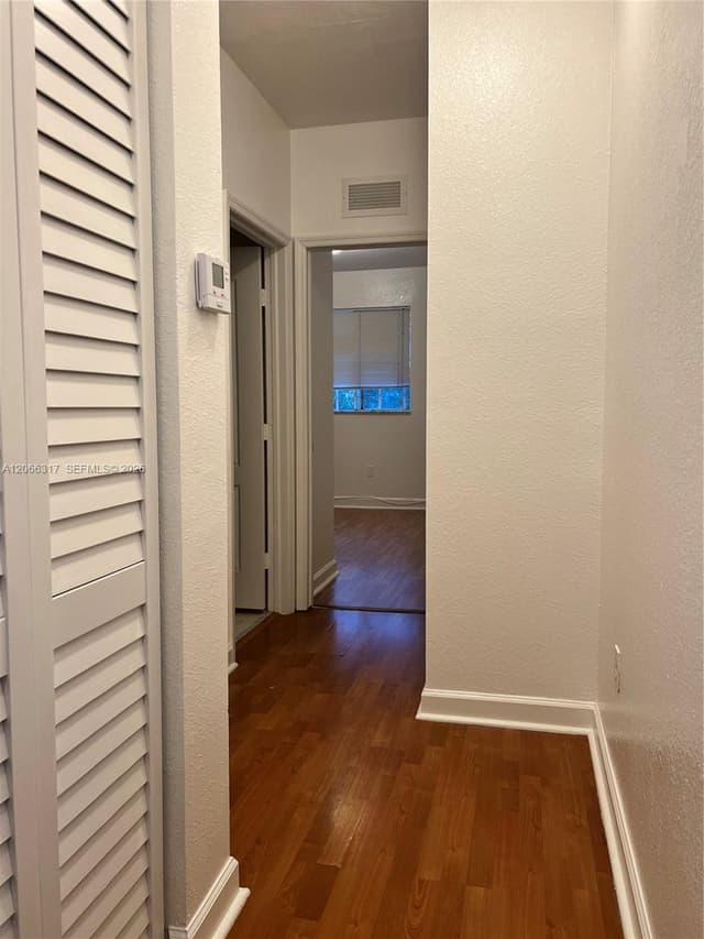 8564 SW 214th Way, Cutler Bay FL 33189 - Cutler Bay, FL - Photo 6
