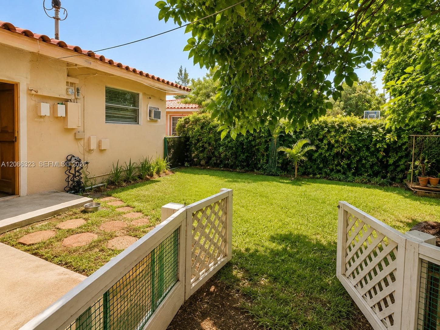 470 NW 52nd Ave, Miami FL 33126 - Miami, FL - Photo 1