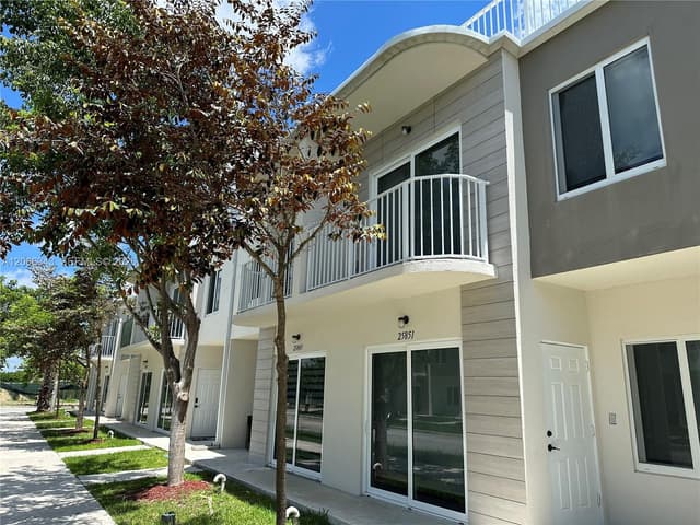 25851 SW 144th Ct, Homestead FL 33032 - Homestead, FL - Photo 2