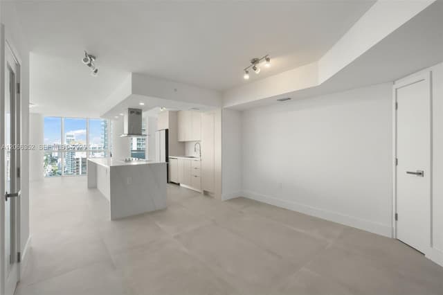 6301 Collins Ave # 2307, Miami Beach FL 33141 - Miami Beach, FL - Photo 2