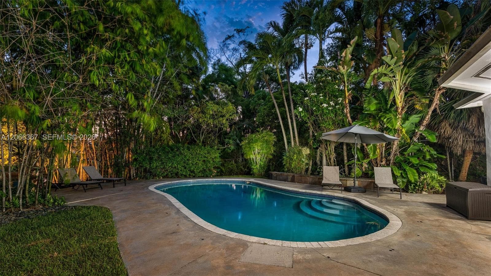 11400 Griffing Blvd, Biscayne Park FL 33161 - Biscayne Park, FL - Photo 1