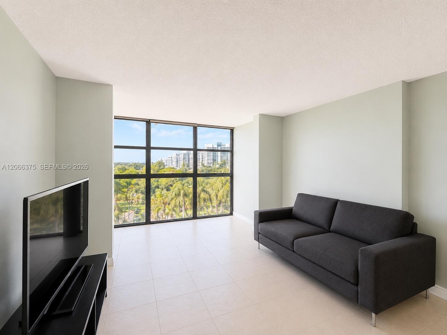 200 Leslie Dr # 727, Hallandale Beach FL 33009 - Hallandale Beach, FL - Photo 1