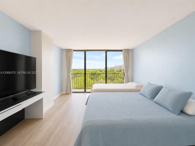 200 Leslie Dr # 727, Hallandale Beach FL 33009 - Hallandale Beach, FL - Photo 5