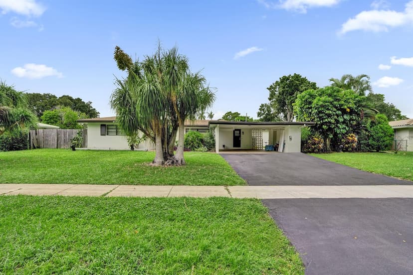 885 Azalea Court, Plantation FL 33317