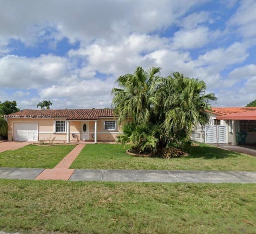 10121 SW 34th St, Miami FL 33165
