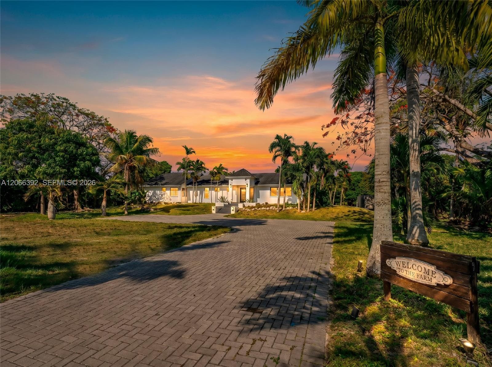19601 SW 187th Ave, Miami FL 33187 - Miami, FL - Photo 1
