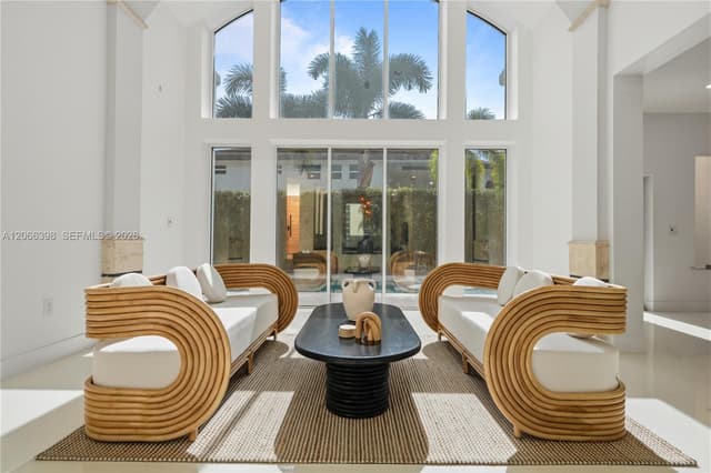 16203 NW 82nd Pl, Miami Lakes FL 33016 - Miami Lakes, FL - Photo 7