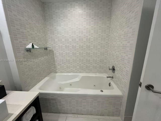 5300 NW 87th Ave # 307, Doral FL 33178 - Doral, FL - Photo 4