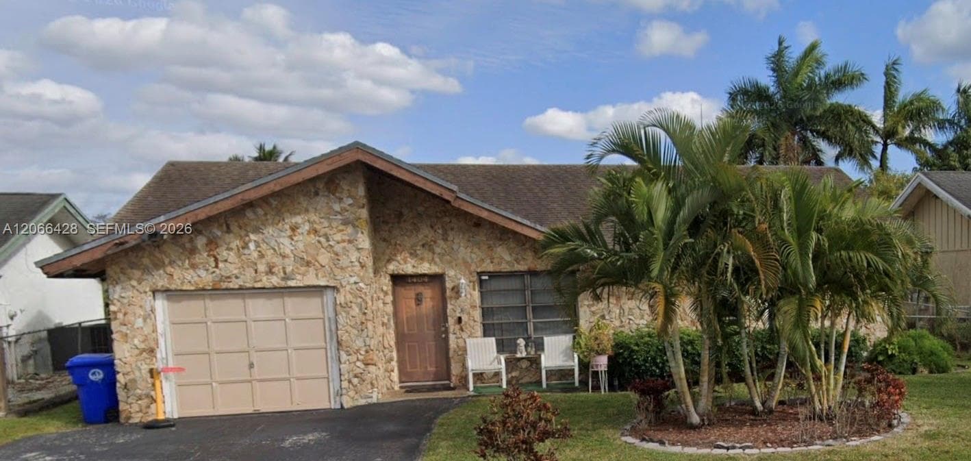 1404 SW 82nd Ave, North Lauderdale FL 33068 - North Lauderdale, FL - Photo 1